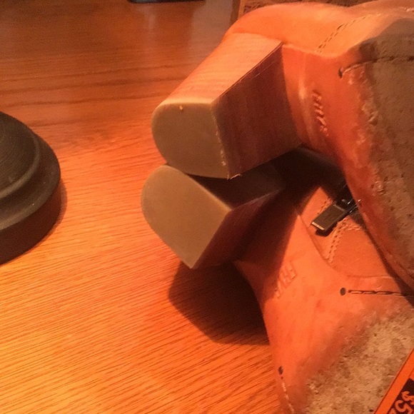 Frye Ankle Boots 🌺💕❤️ - Picture 5 of 7